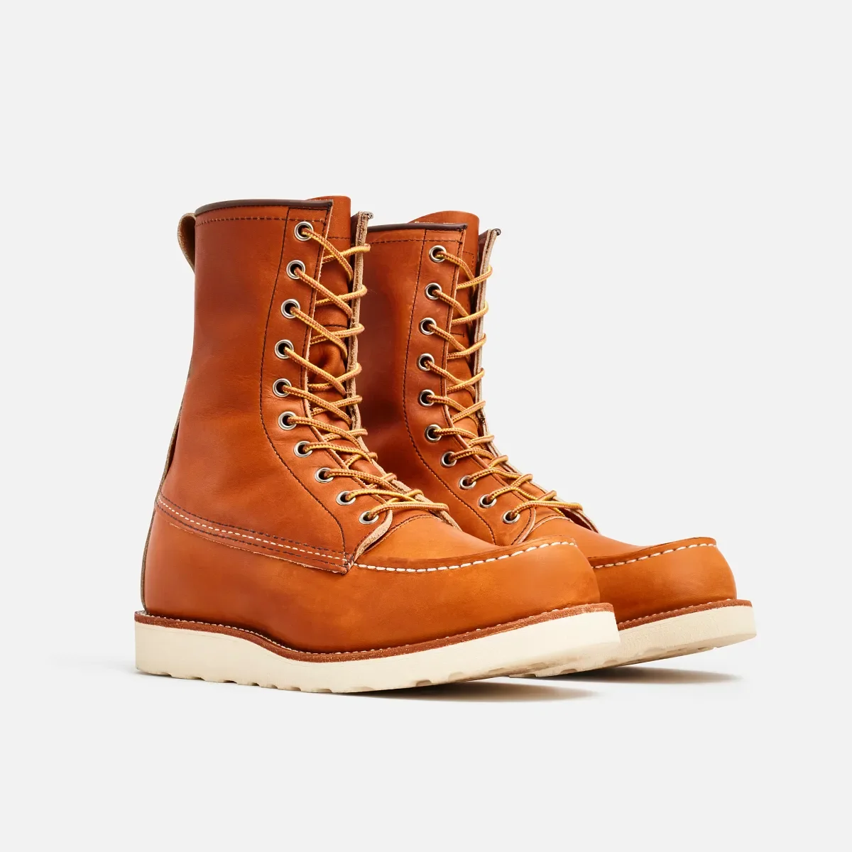 8-inch Classic Moc® Men's 8-Inch Boot in Oro Legacy Leather