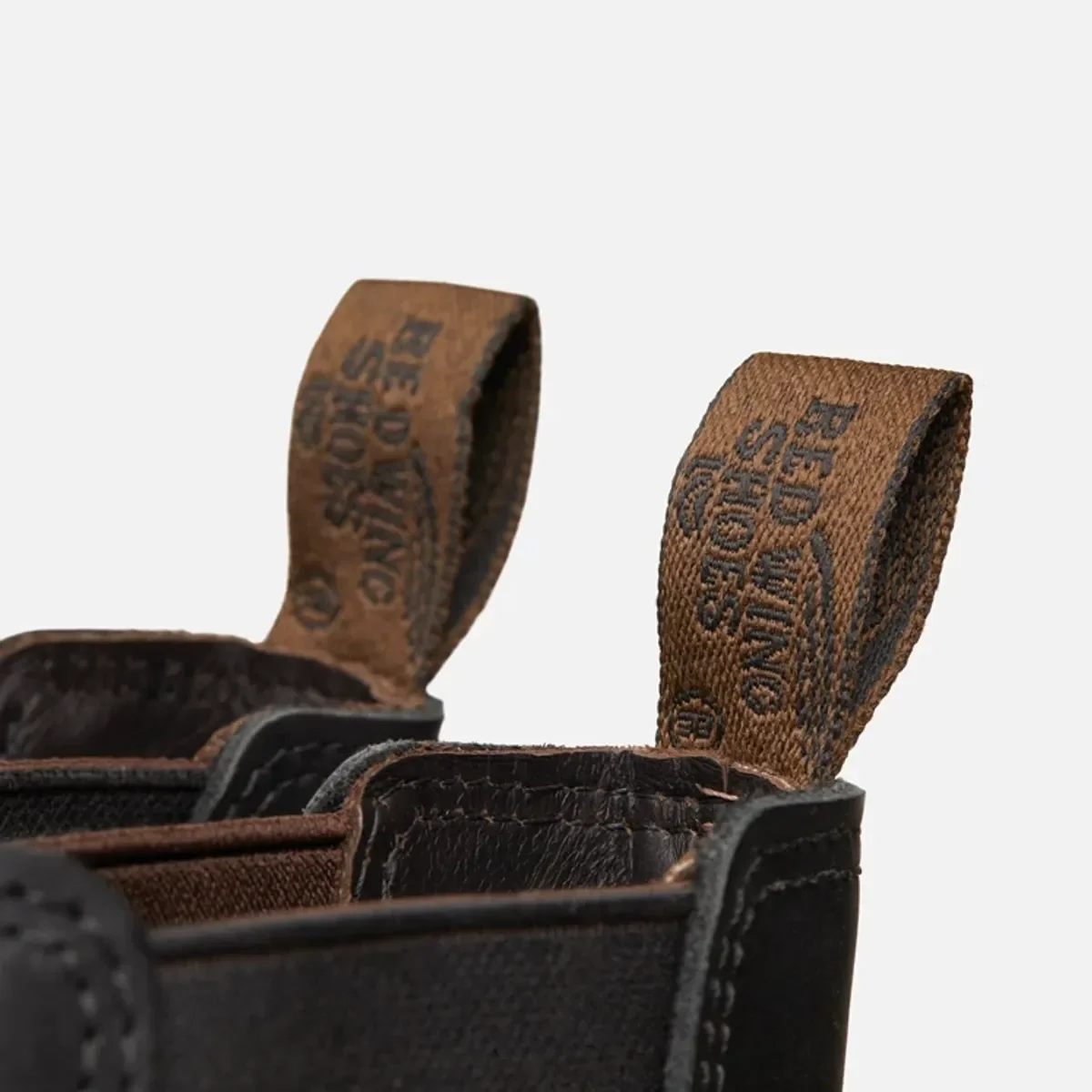 Classic Chelsea Men's 6-inch Classic Chelsea in Black Harness Leather