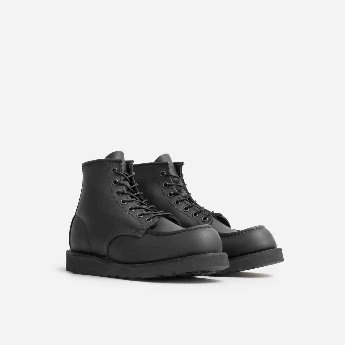 Classic Moc® Men's 6-inch Boot in Black Harness Leather