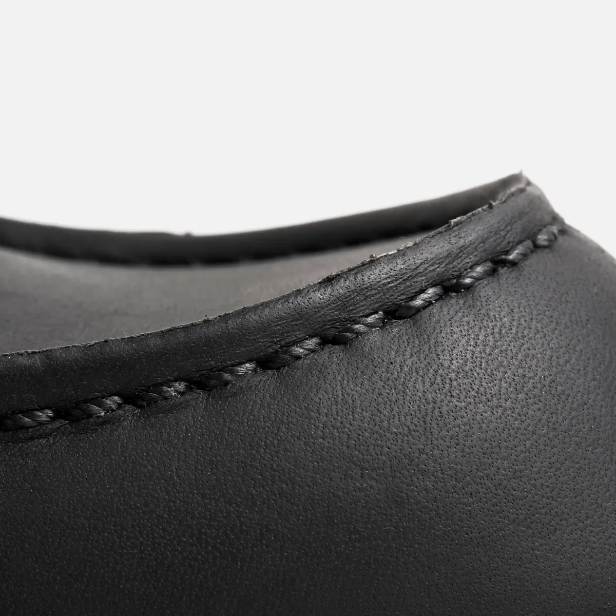 Classic Moc® Men's 6-inch Boot in Black Harness Leather