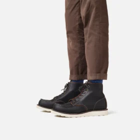 Classic Moc® Men’s 6-Inch Boot in Black Prairie Leather