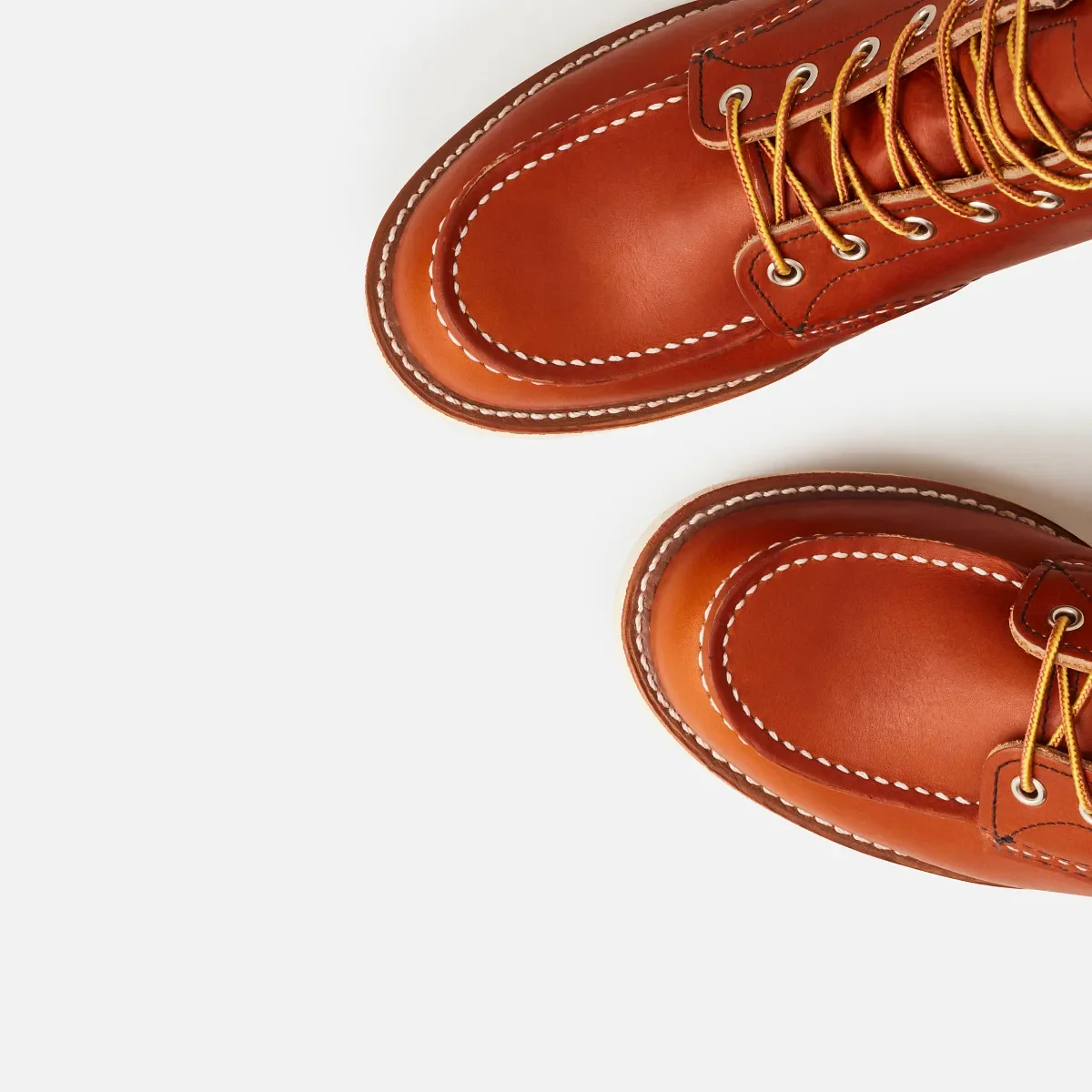 Classic Moc® Men's 6-Inch Boot in Oro Legacy Leather