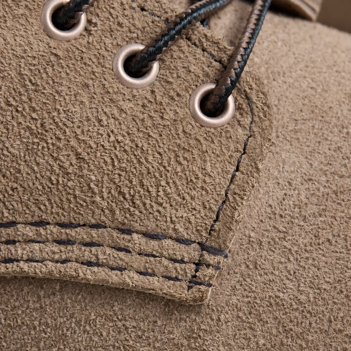 Weekender Oxford Men's Weekender Oxford in Sandstone Mohave Leather
